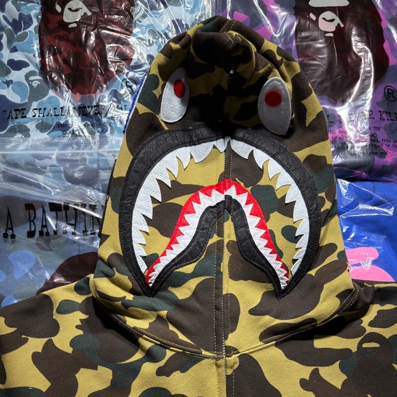BAPE Color Camo Shark Full Zip Hoodie ‘green’ - Picture 6 of 8
